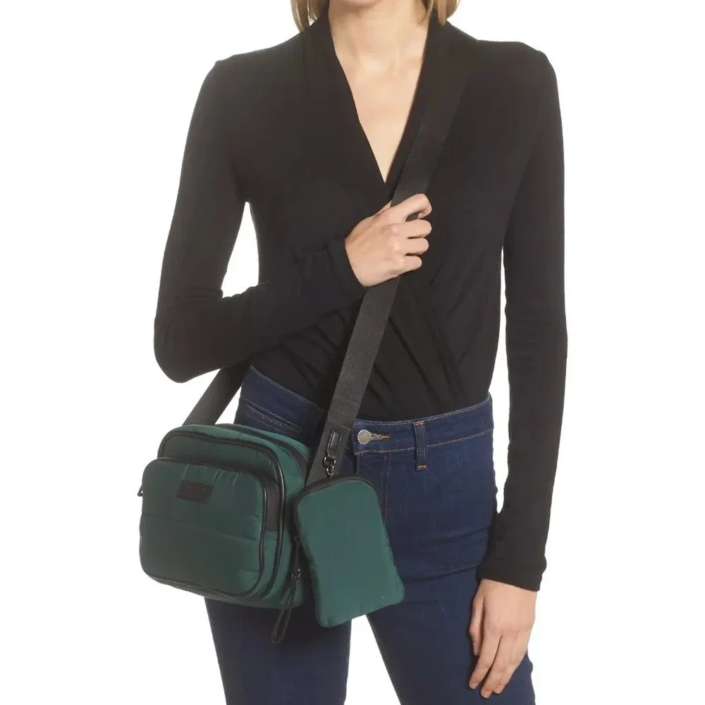 Ted Baker London color emerald